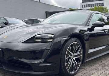 Porsche Taycan 111.532 km 49.950 &euro; Hamburg 22047