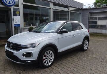 VW T-Roc 30.490 km 27.475 &euro; Geesthacht 21502