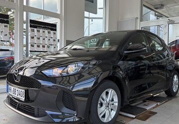 Mazda 2 Hybrid 2.045 km 24.950 &euro; Hamburg 22761