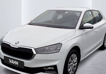 Skoda Fabia 15.340 km 16.950 &euro; Hamburg 22111
