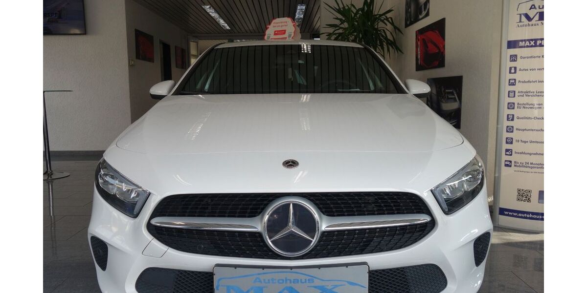 Mercedes-Benz A 180 100.000 km 21.999 &euro; Hamburg 22143
