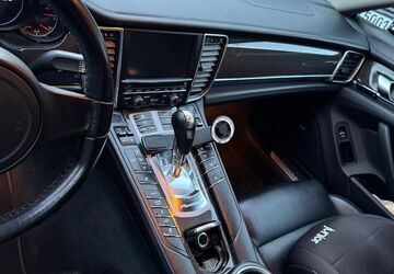 Porsche Panamera 182.000 km 22.850 &euro; Hamburg 22393