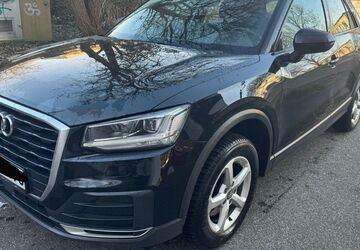 Audi Q2 110.000 km 14.700 &euro; Hamburg 22523