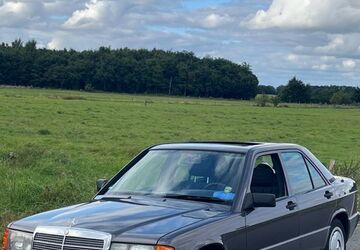 Mercedes-Benz 190 154.070 km 6.000 &euro; Hamburg 22457