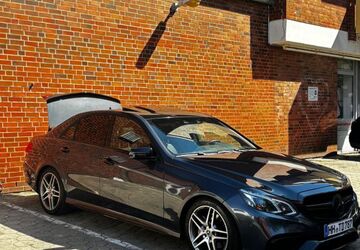 Mercedes-Benz E 400 197.000 km 17.250 &euro; Hamburg 21073