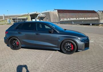 Audi RS3 3.420 km 71.850 &euro; Hamburg 22527