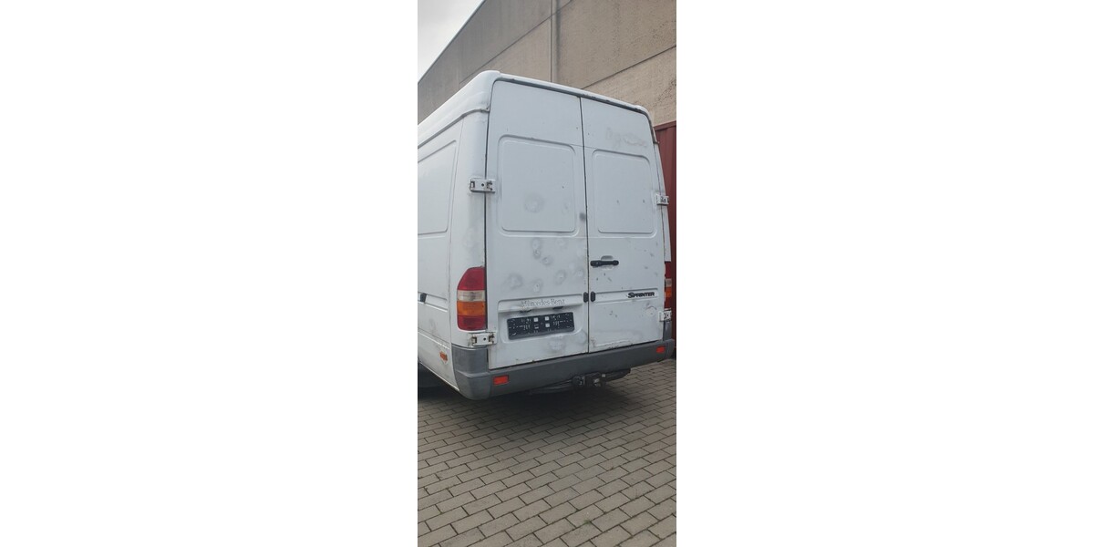Mercedes-Benz Sprinter 432.000 km 3.900 &euro; Hamburg 20038
