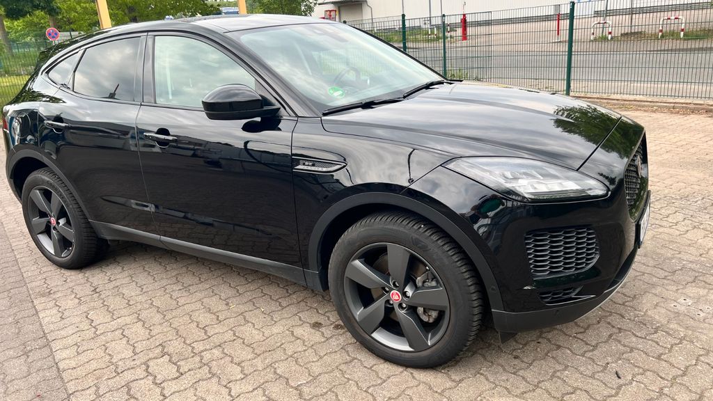 Jaguar E-Pace 174.950 km 13.900 &euro; Hamburg 21077