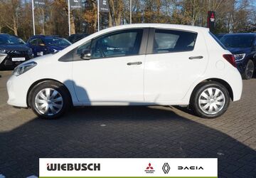 Toyota Yaris 118.040 km 7.990 &euro; Buxtehude 21614