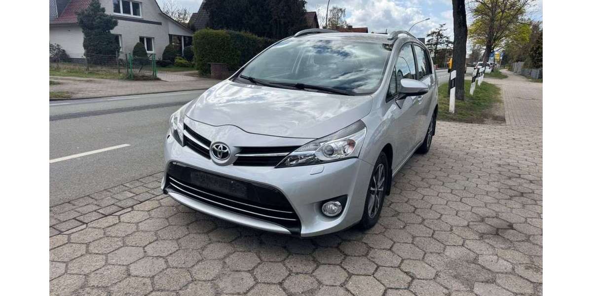 Toyota Verso 257.000 km 4.300 &euro; Stelle 21435