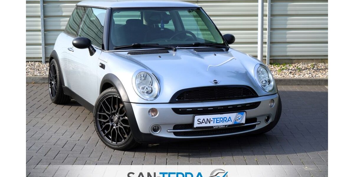 Mini ONE 236.167 km 1.499 &euro; Moorrege (bei Hamburg) 25436