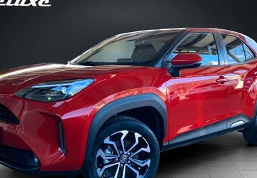 Toyota Yaris Cross 27.180 km 22.900 &euro; Hamburg 22047