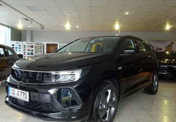 Opel Grandland (X) 26.752 km 23.990 &euro; Barsbüttel 22885