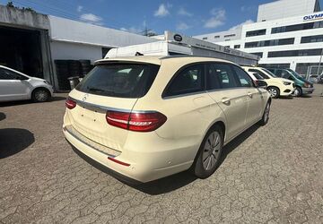 Mercedes-Benz E 200 381.000 km 7.990 &euro; Hamburg 22119