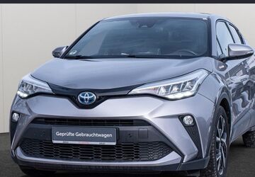 Toyota C-HR 32.727 km 23.490 &euro; Hamburg 22529