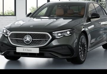 Mercedes-Benz E 260 9.900 km 59.990 &euro; Hamburg 22047