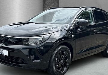 Opel Grandland (X) 31.557 km 24.490 &euro; Hamburg 22117
