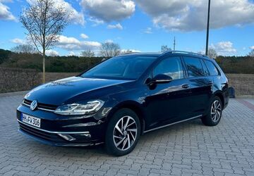 VW Golf 88.703 km 13.900 &euro; Harmstorf 21228