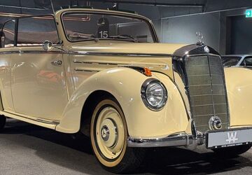 Mercedes-Benz 220 27.166 km 89.900 &euro; Hamburg 22525