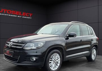 VW Tiguan 213.352 km 9.490 &euro; Hamburg 22113