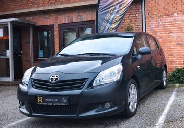 Toyota Verso 218.000 km 3.490 &euro; Norderstedt 22850