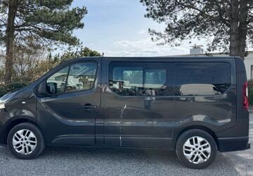 Opel Vivaro 145.230 km 9.490 &euro; Barsbüttel 22885