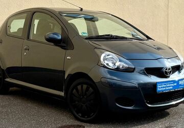 Toyota Aygo (X) 103.160 km 4.499 &euro; Hamburg 20537