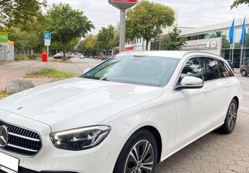 Mercedes-Benz E 200 284.000 km 18.999 &euro; Hamburg 20537