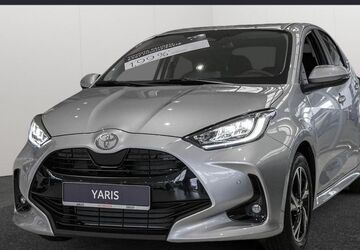 Toyota Yaris 3.000 km 23.590 &euro; Rellingen 25462