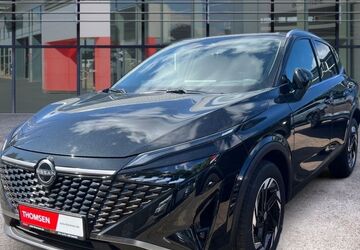 Nissan Qashqai 2.698 km 32.490 &euro; Halstenbek 25469