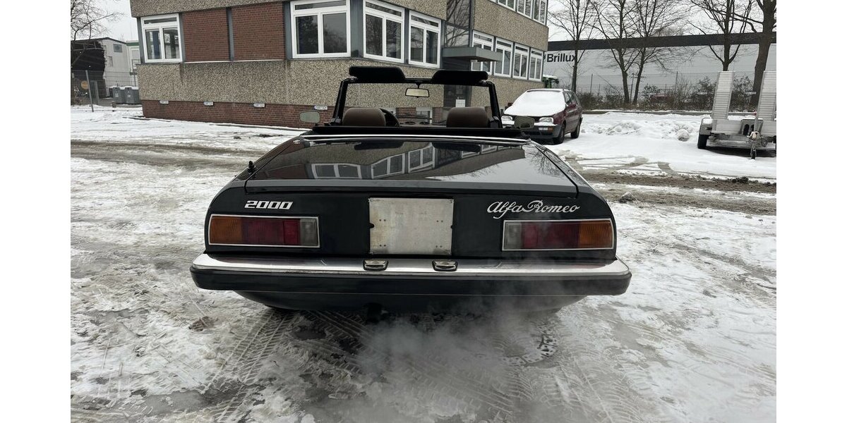Alfa Romeo Spider 2000 1. Hand, so nicht wieder zu bekommen 85.560 km 24.999 &euro; Hamburg 22339