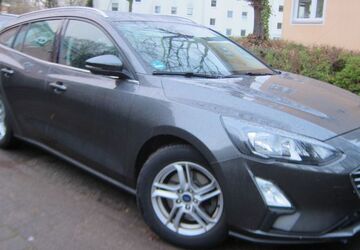 Ford Focus 72.000 km 14.800 &euro; Hamburg 22147
