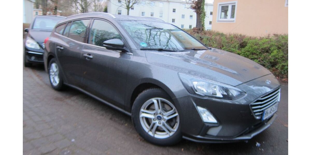 Ford Focus 72.000 km 14.800 &euro; Hamburg 22147