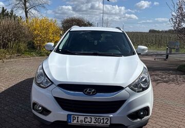 Hyundai ix35 207.638 km 7.900 &euro; Haseldorf 25489