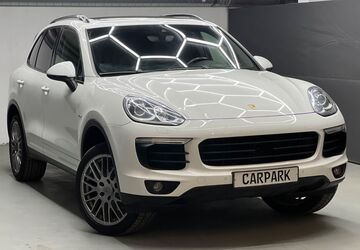 Porsche Cayenne 122.000 km 29.700 &euro; Hamburg 20537