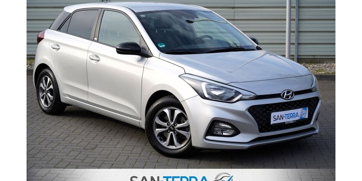 Hyundai i20 85.503 km 12.745 &euro; Moorrege (bei Hamburg) 25436
