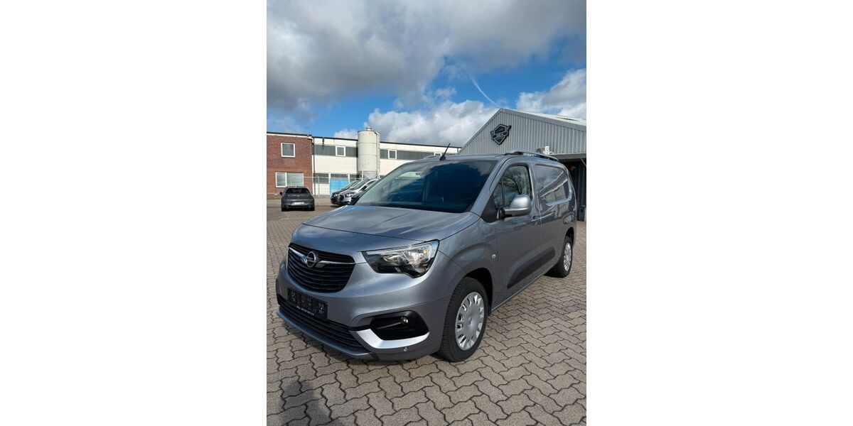 Opel Combo 109.873 km 13.499 &euro; Pinneberg 25421