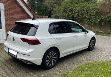 VW Golf 87.000 km 21.900 &euro; hamburg 22179