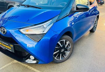 Toyota Aygo (X) 17.500 km 11.600 &euro; Hamburg 20537