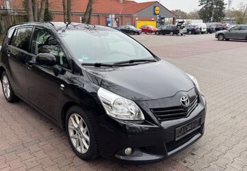Toyota Verso 288.000 km 2.499 &euro; Hamburg 22045