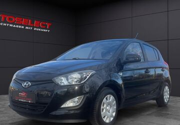 Hyundai i20 110.543 km 3.980 &euro; Hamburg 22113