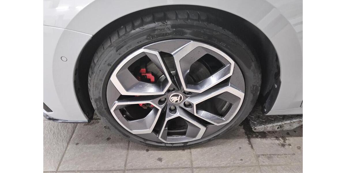 Skoda Octavia Combi 2.0 TDI DPF RS Plus 96.007 km 7.800 &euro; Hamburg 22547