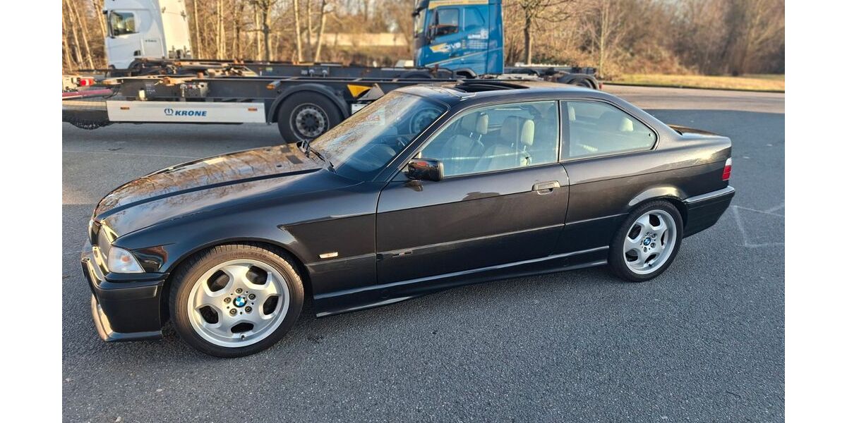 BMW 328 174.000 km 12.900 &euro; Hamburg 20535