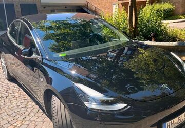 Tesla Model 3 88.000 km 24.000 &euro; Hamburg 22299