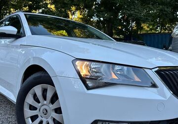 Skoda Superb 146.000 km 14.900 &euro; Hamburg 21079