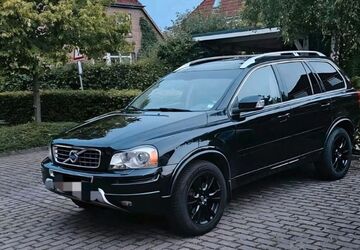 Volvo XC90 214.200 km 14.900 &euro; HAMBURG 21075