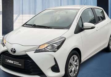 Toyota Yaris 60.674 km 10.990 &euro; Hamburg 20537