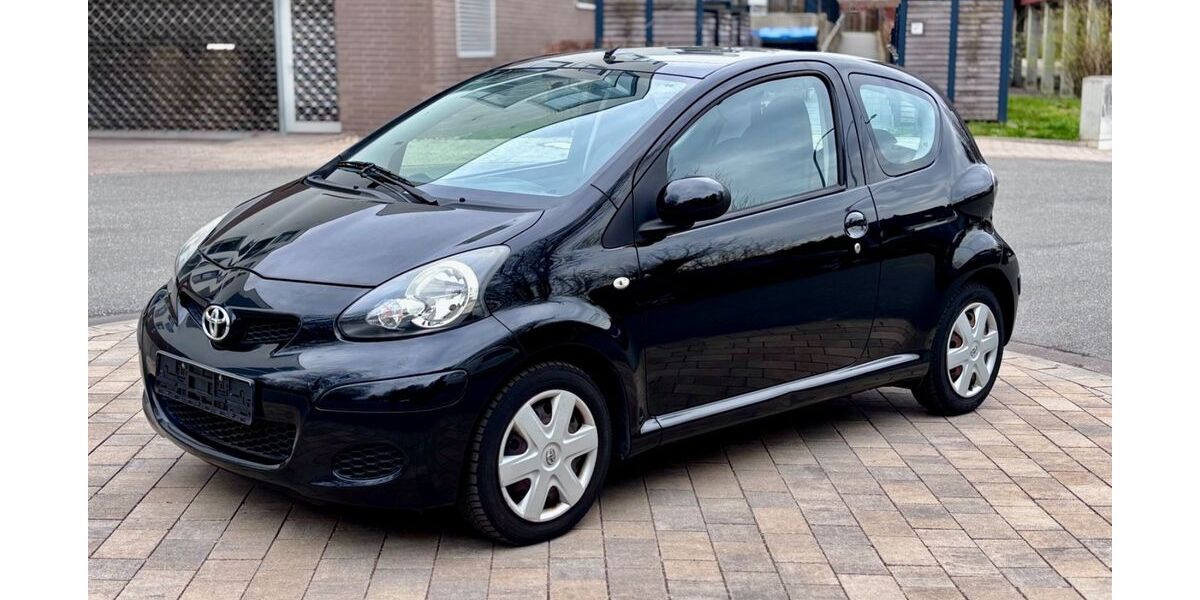 Toyota Aygo (X) 69.776 km 5.499 &euro; Norderstedt 22848