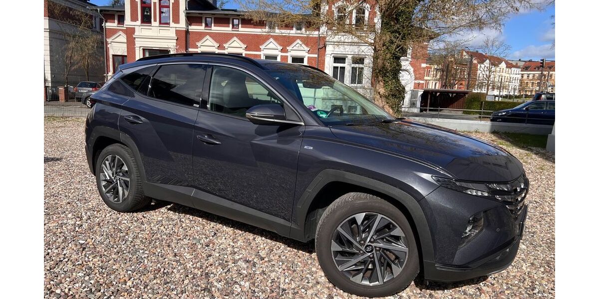 Hyundai TUCSON 64.000 km 24.199 &euro; Bargteheide 22941