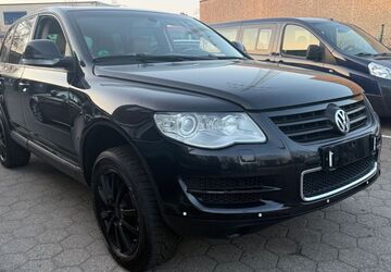 VW Touareg 157.000 km 14.000 &euro; Hamburg 22043